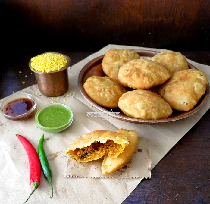 View Moong Dal Kachori Recipe In Hindi Video Background