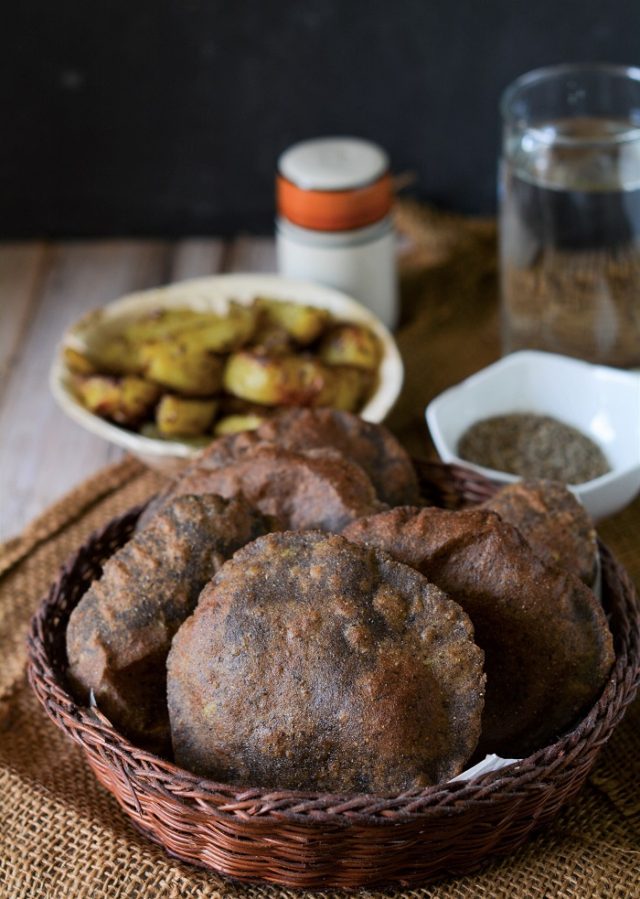 Kuttu Ki Poori Recipe, Vrat Ki Poori » Maayeka