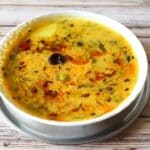 aloo-matar-mangodi-kadhi