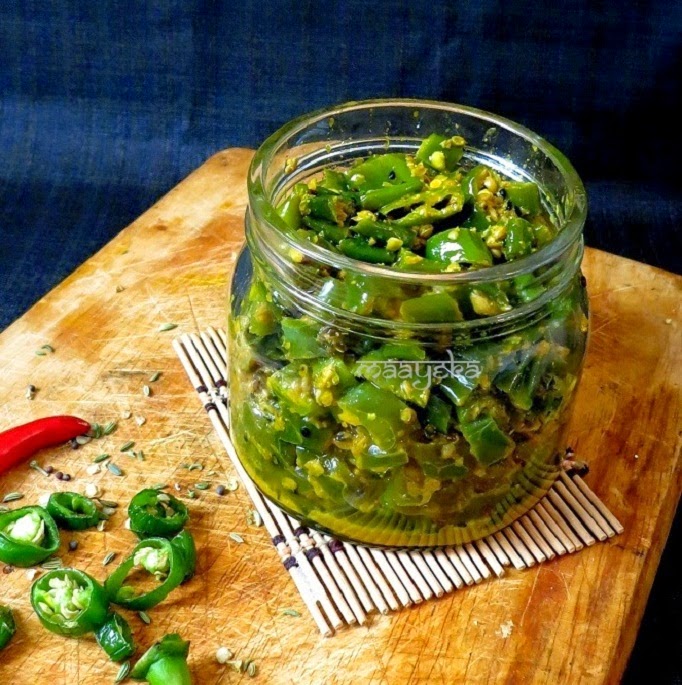 how to make green chili pickle