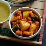 aloo gajar ka achar