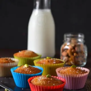 SEMOLINA CUPCAKES