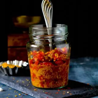 instant red chili pickle