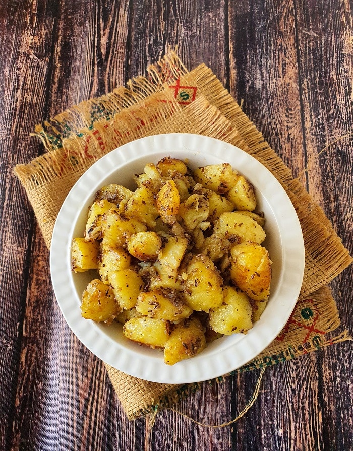 Jeera Aloo | Vrat Ke Jeera Aloo Recipe | How To Make Jeera Aloo » Maayeka