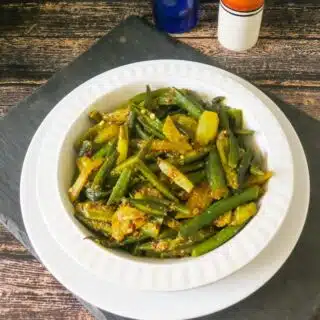 kachche-aam-wali-bhindi-okra-stir fry