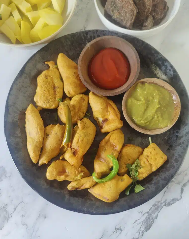 aam-ke-pakode