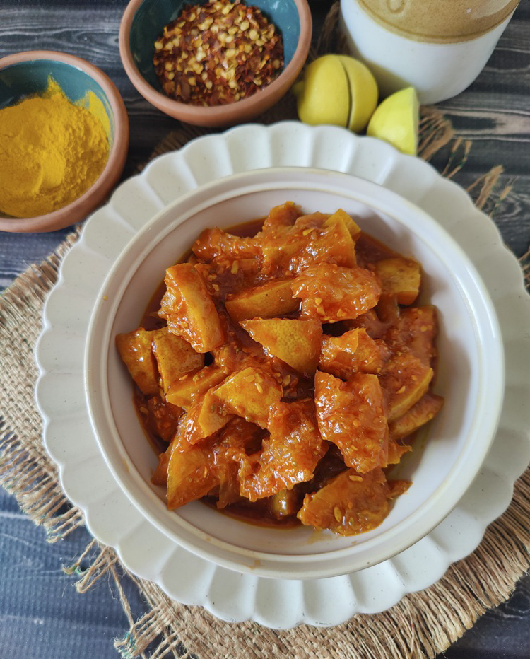 galgal-achar-hill-lemon-pickle